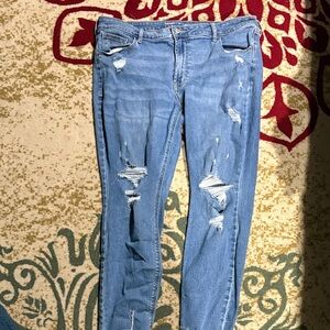 Old Navy Light Blue Distressed Skinny Jeans